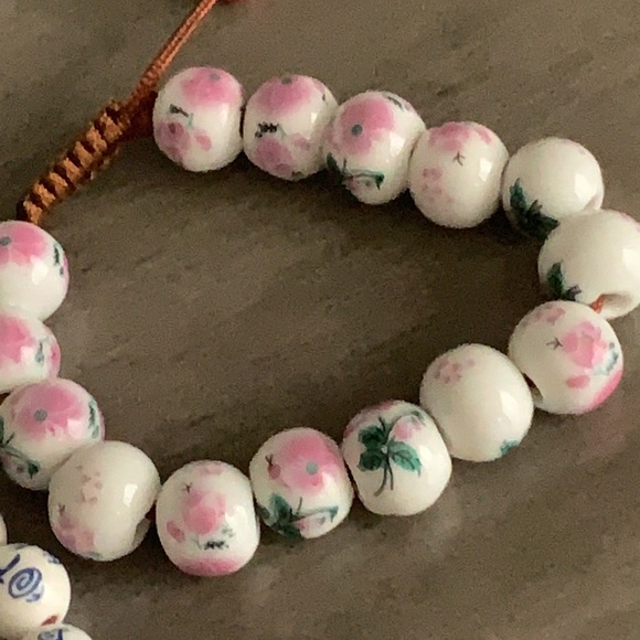 Hand painted glass bead bracelet set - Picture 3 of 4